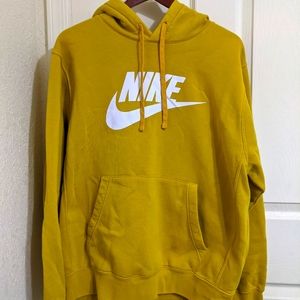 Nike Sportswear Club Fleece Hoodie